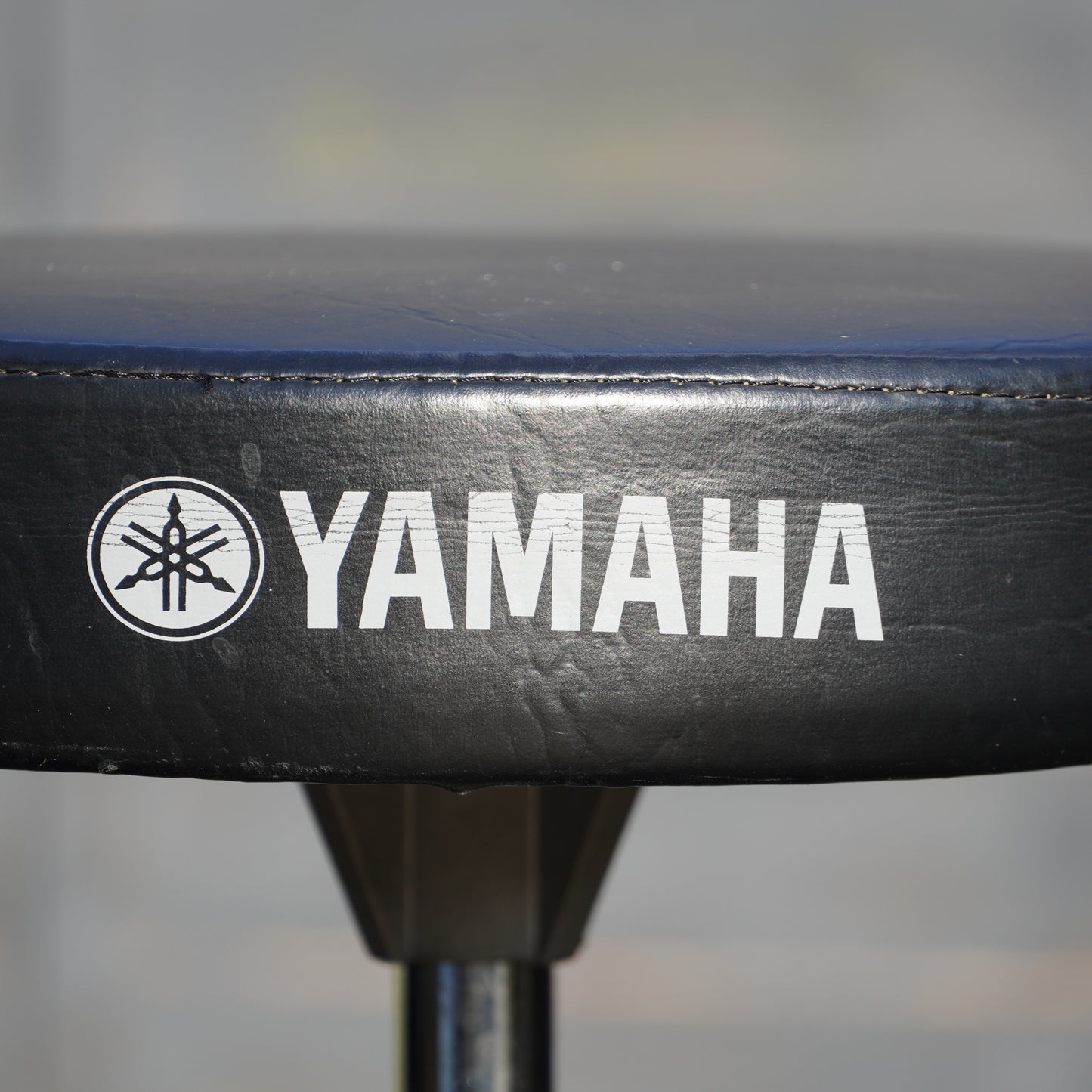 Yamaha Height Adjustable Round Drum Throne