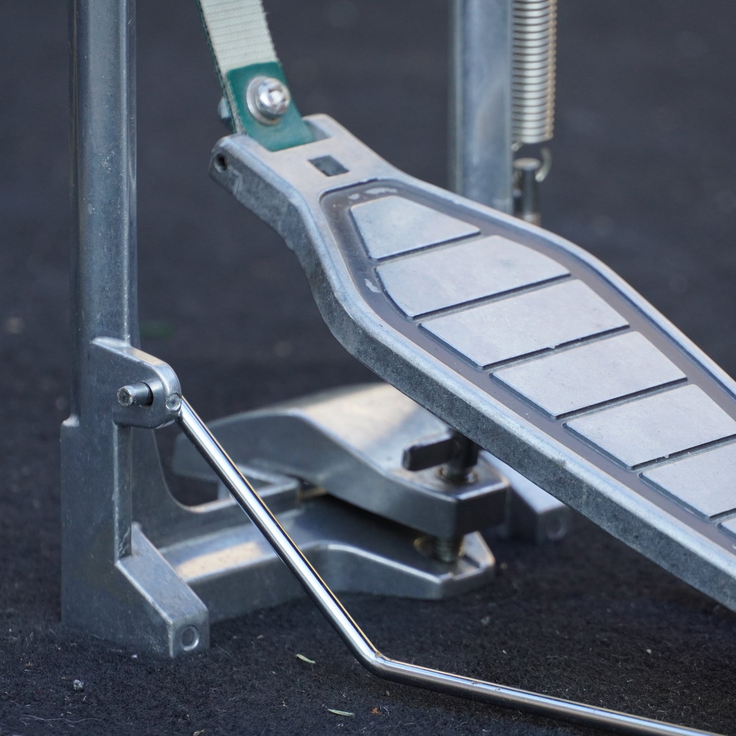 Pearl P-100 Belt Drive Single Kick Pedal