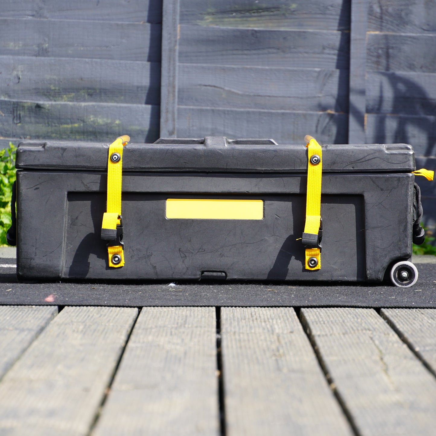 Hardcase HN28 28" Hardware Case with Wheels