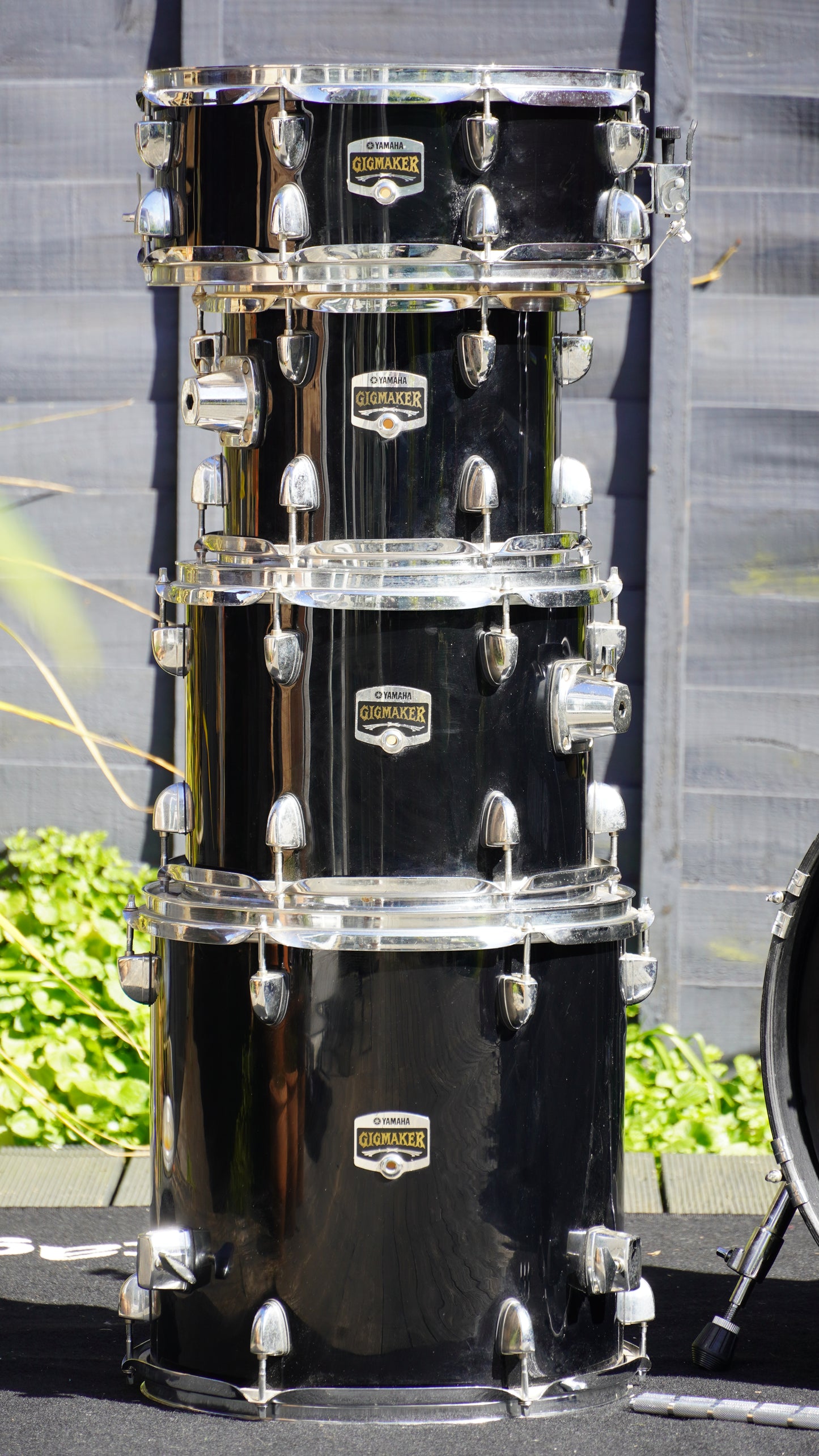 Yamaha Gigmaker 5-Piece Shell Pack Drum Kit in Black
