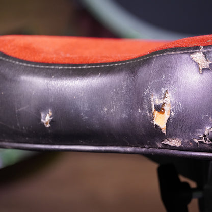 Roc n Soc Saddle Drum Throne in Red