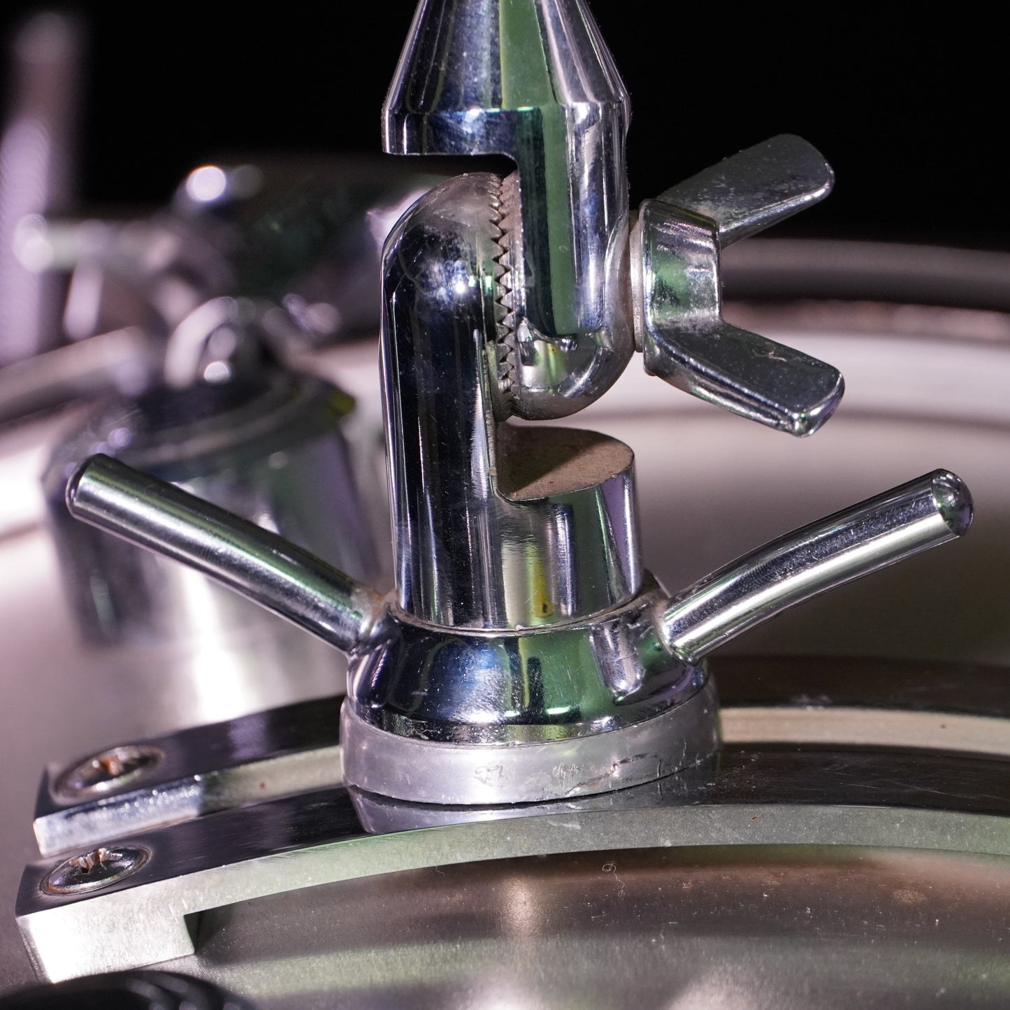 Hayman Vibrasonic Drum Kit in Silver w/ Matching Snare Drum (Shell Pack)