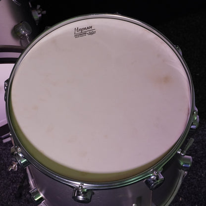 Hayman Vibrasonic Drum Kit in Silver w/ Matching Snare Drum (Shell Pack)